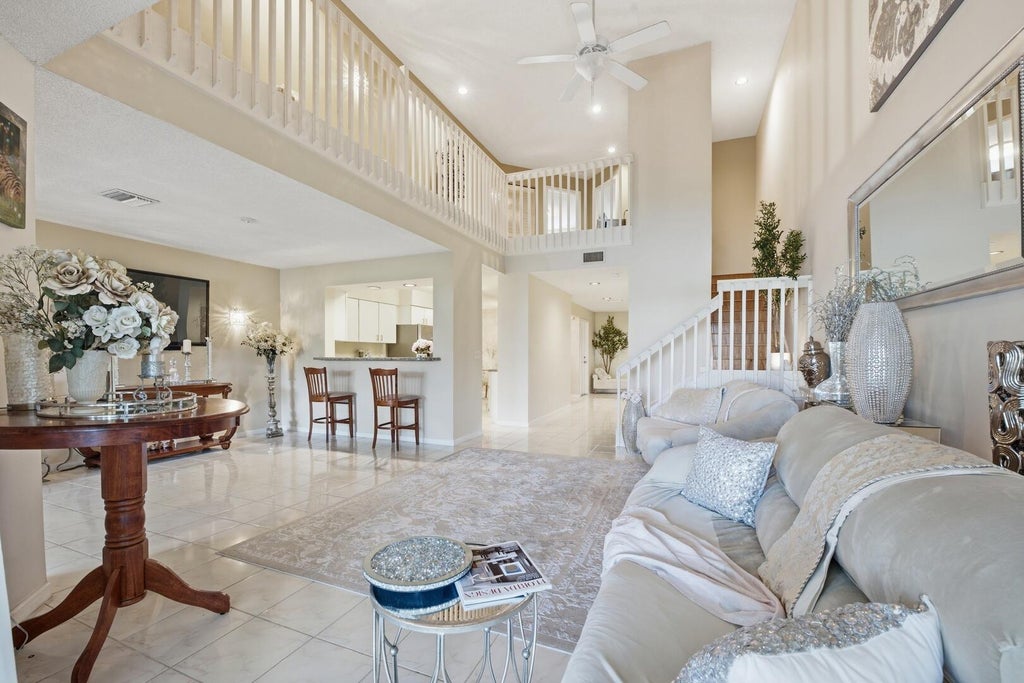 Photo of 9172 BOCA GARDENS Parkway #B, Boca Raton, FL 33496 (MLS # B26079063)