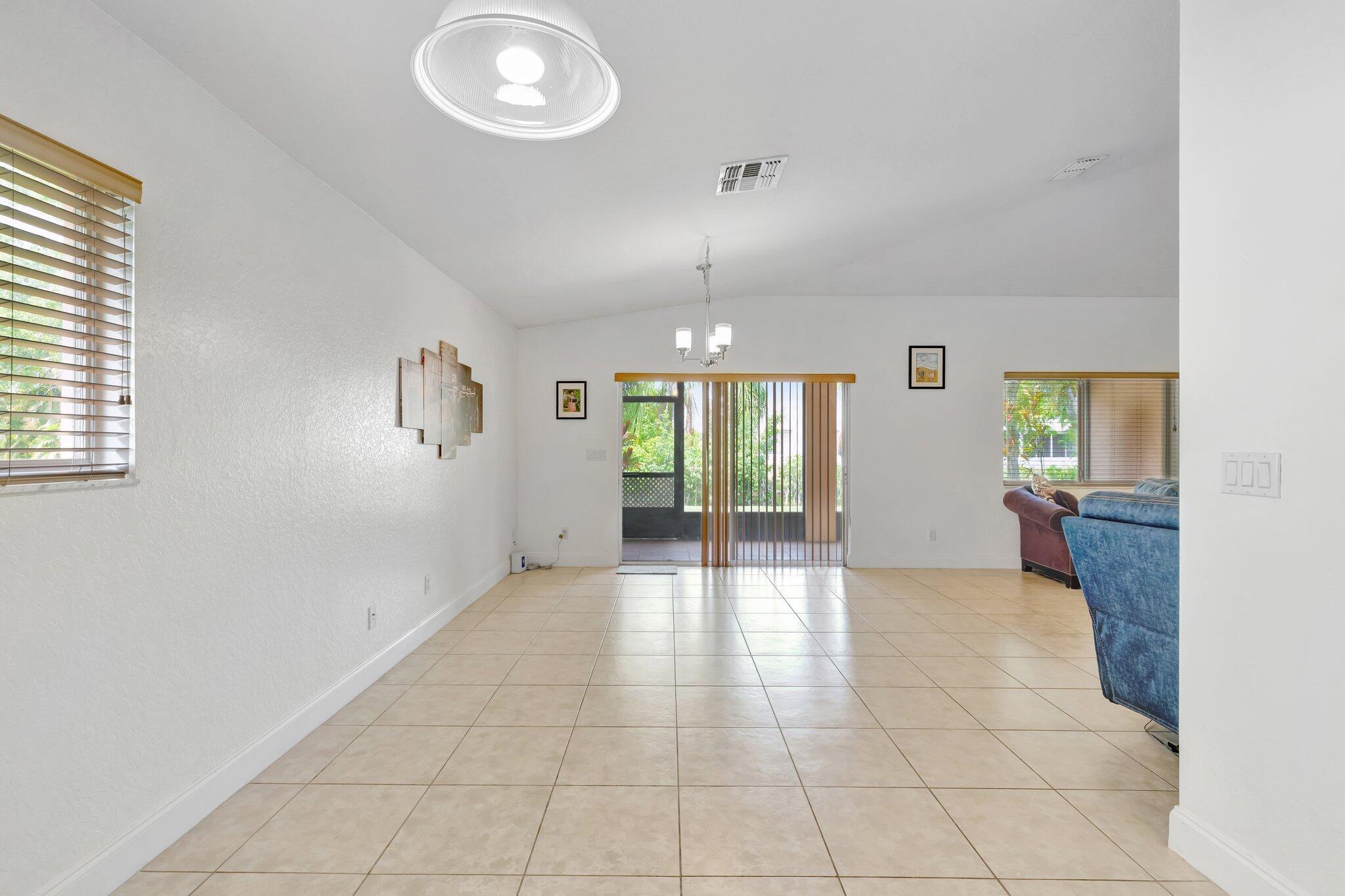 FOURTH  REPLAT OF PORTOFI - Residential