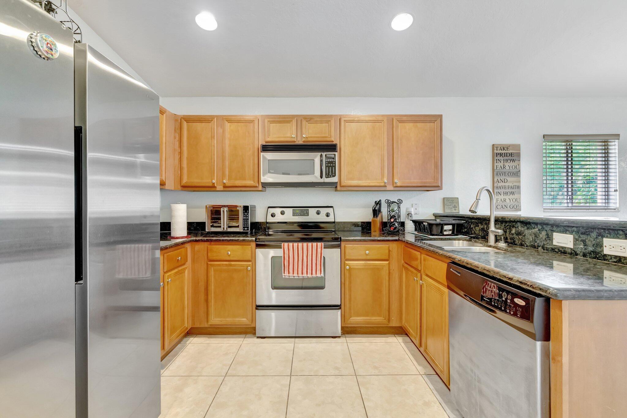 FOURTH  REPLAT OF PORTOFI - Residential