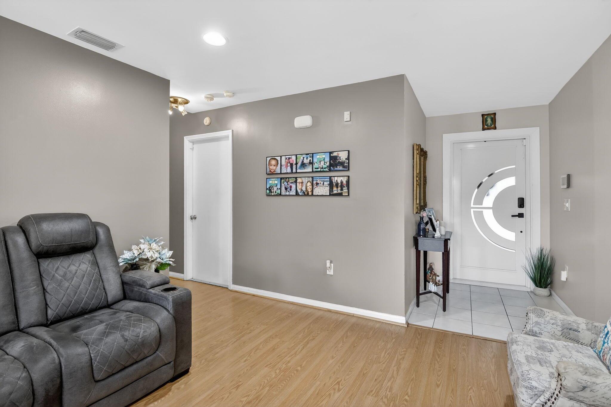 HOME DYNAMICS SUNRISE PLA - Residential