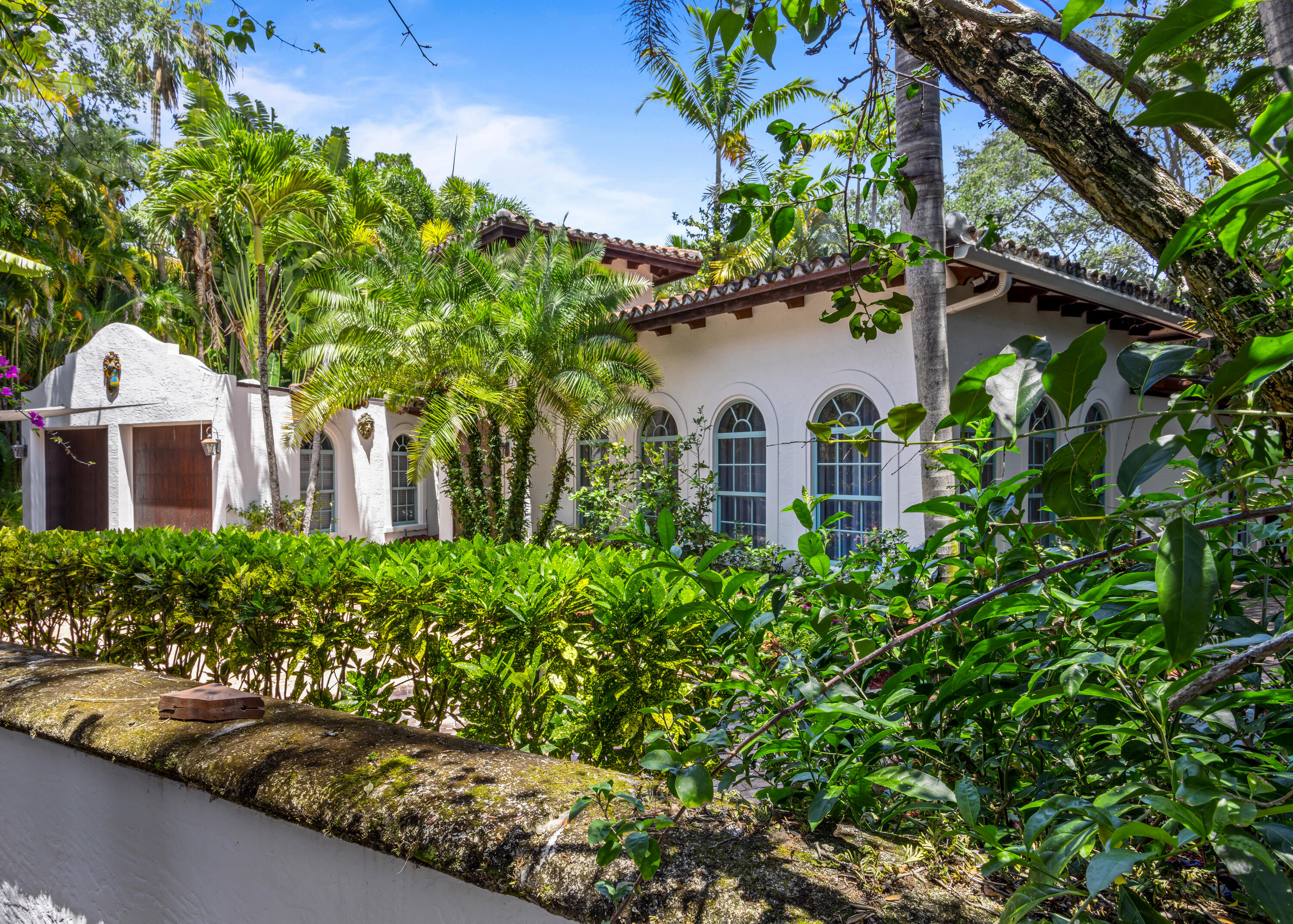 OLD FLORESTA , Adjacent (FLORESTA) - Residential