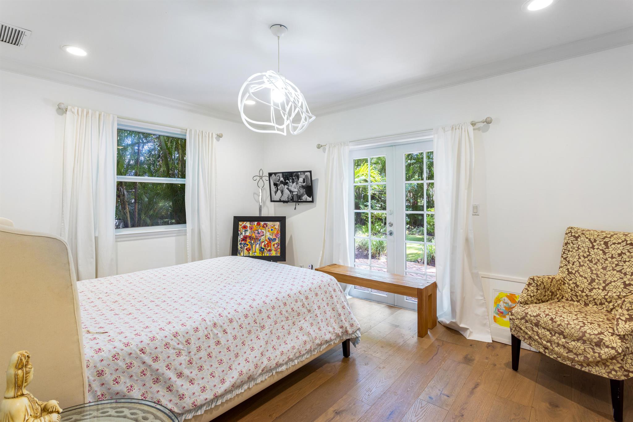 OLD FLORESTA , Adjacent ( - Residential