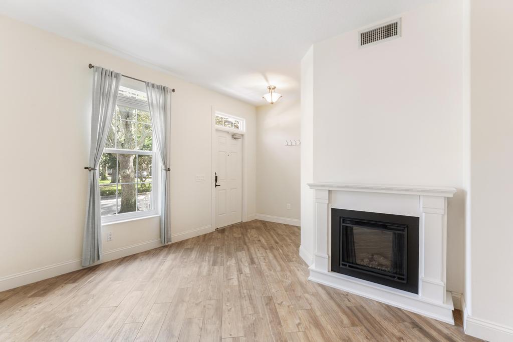 ISLAND AT ABACOA - Residential Lease