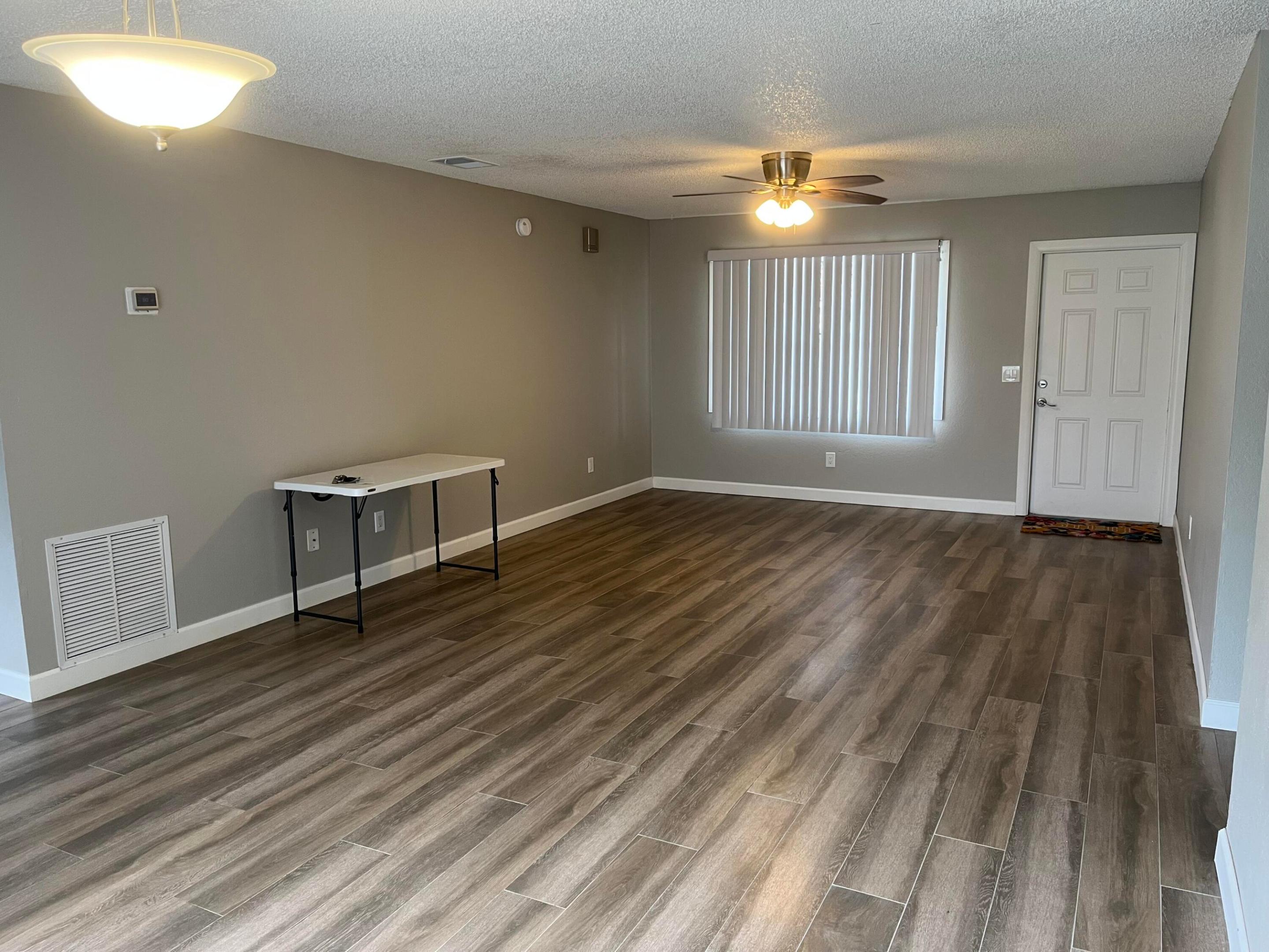 PORT ST LUCIE SECTION 40 - Residential