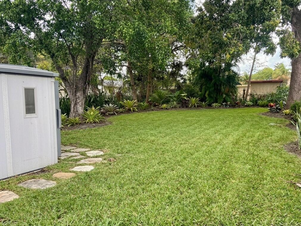 Photo of 5607 Polk Street, Hollywood, FL 33021 (MLS # B26037287)