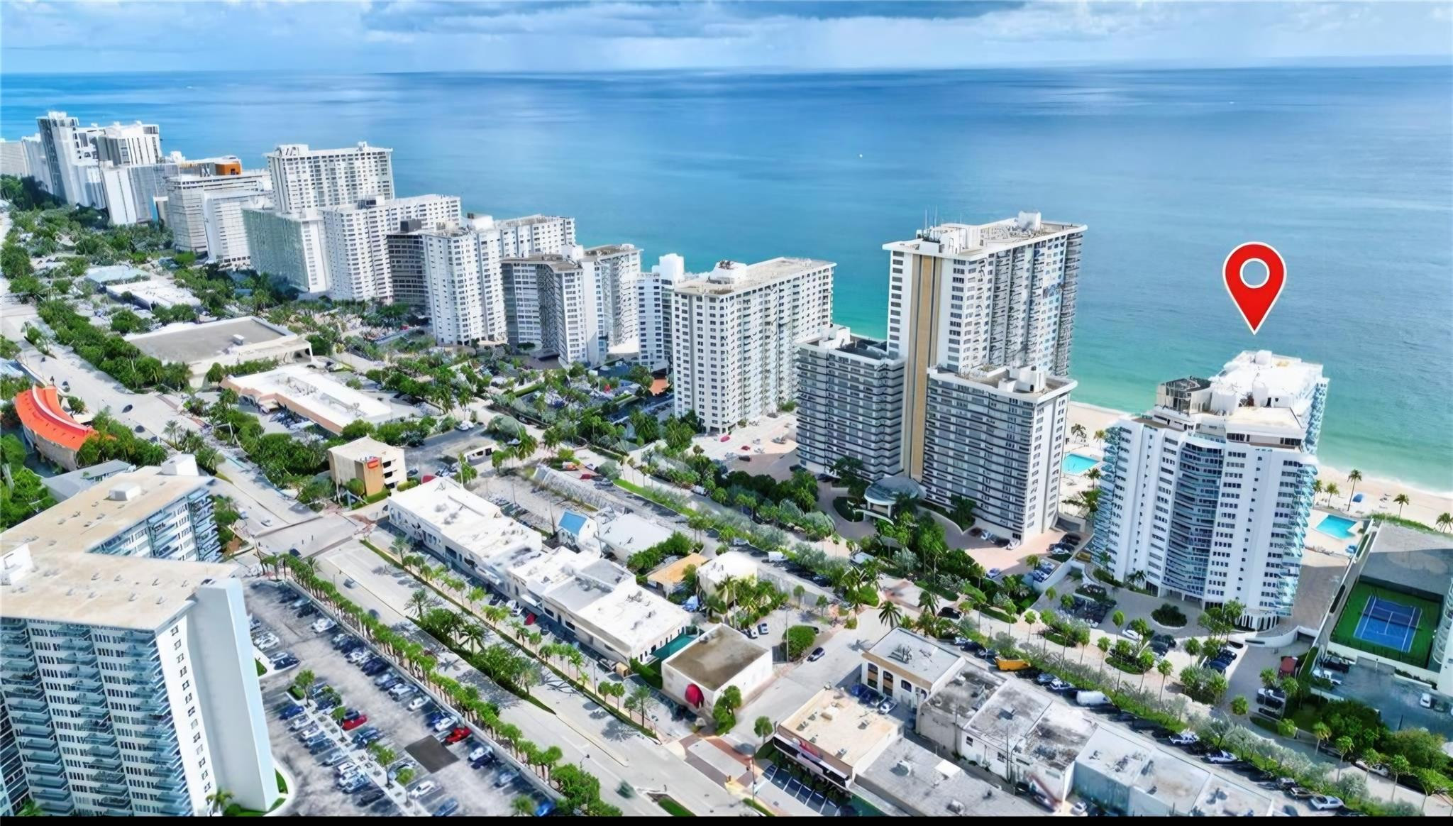 THE COMMODORE CONDOMINIUM - Residential