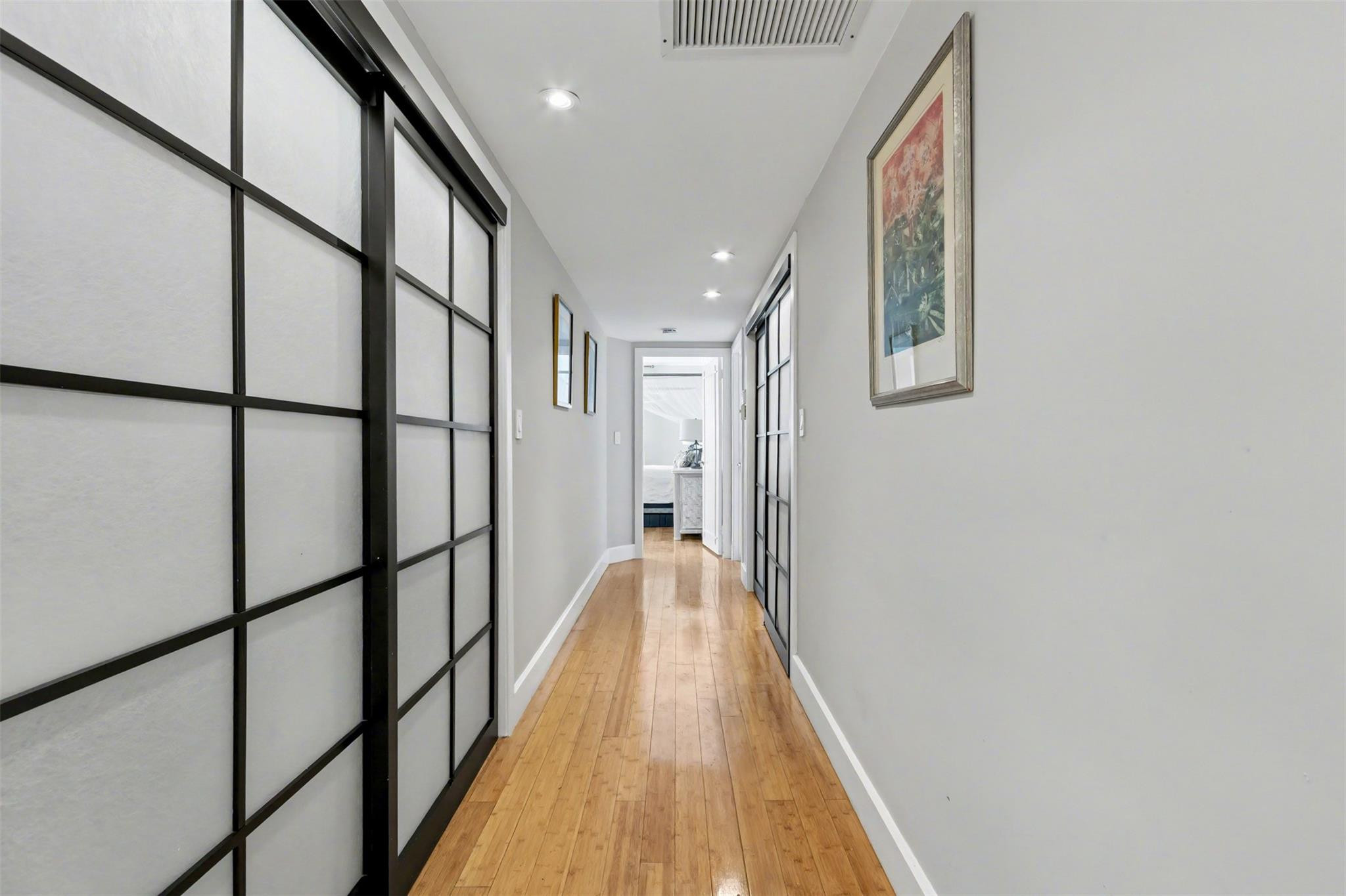 THE COMMODORE CONDOMINIUM - Residential