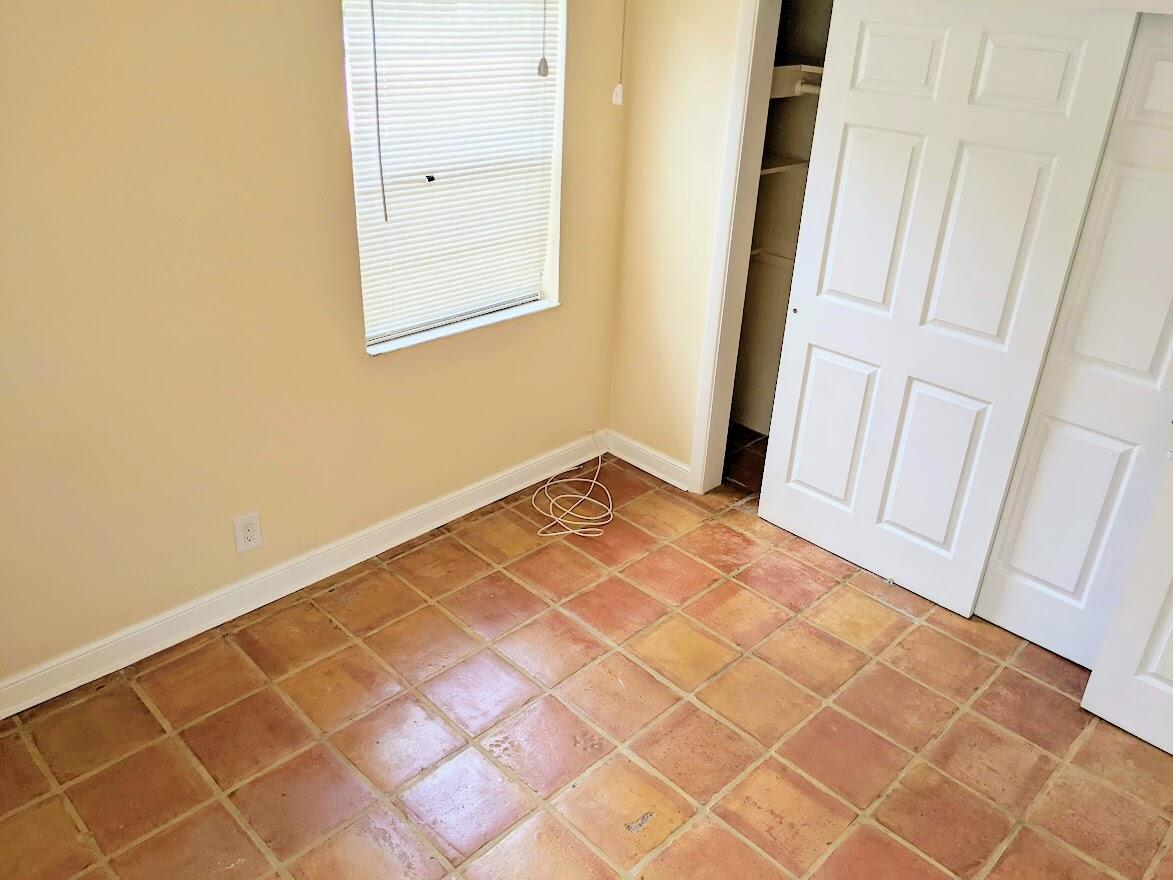 VARSITY HEIGHTS - Residential