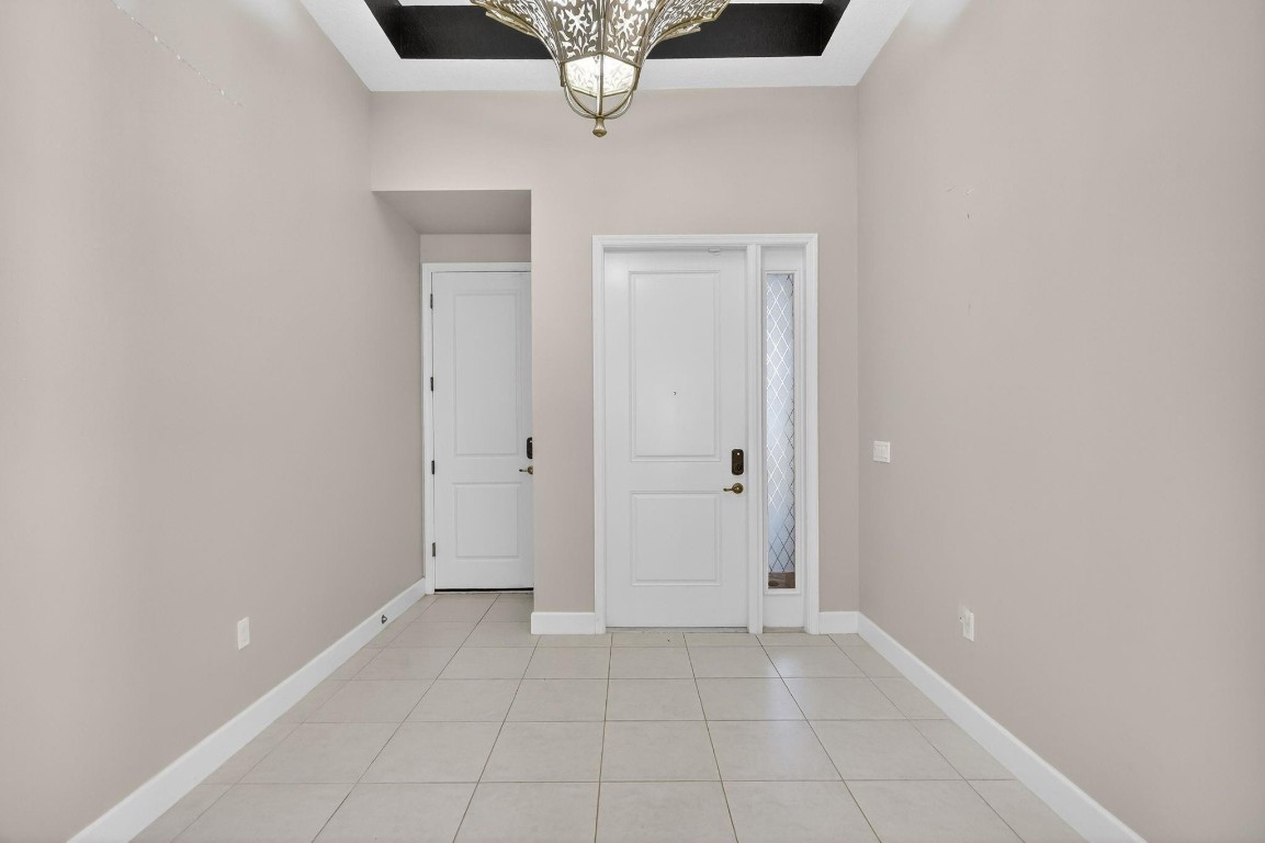 Valencia Grove - Residential