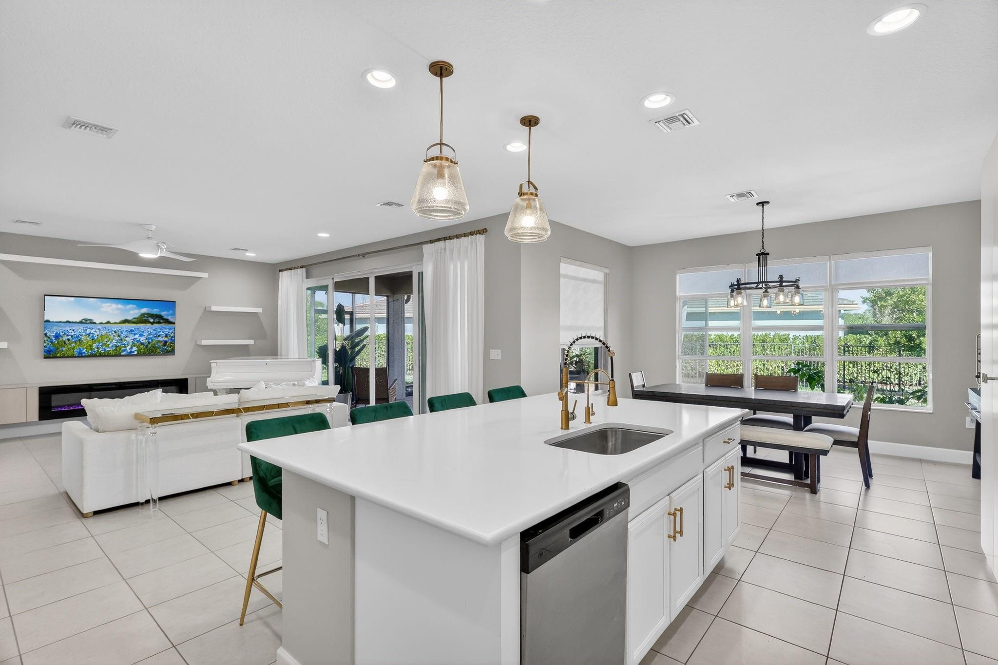 Valencia Grove - Residential