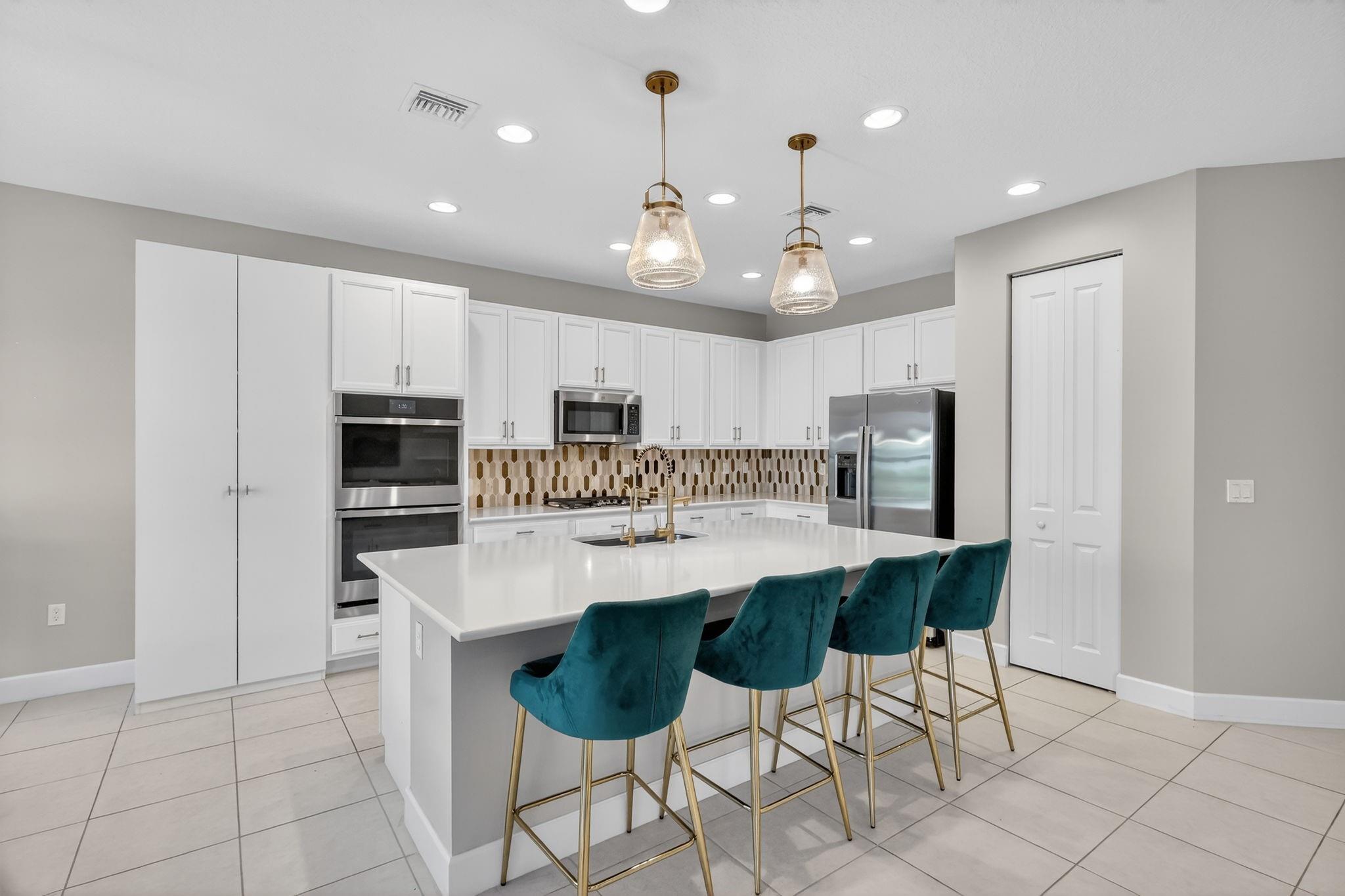 Valencia Grove - Residential