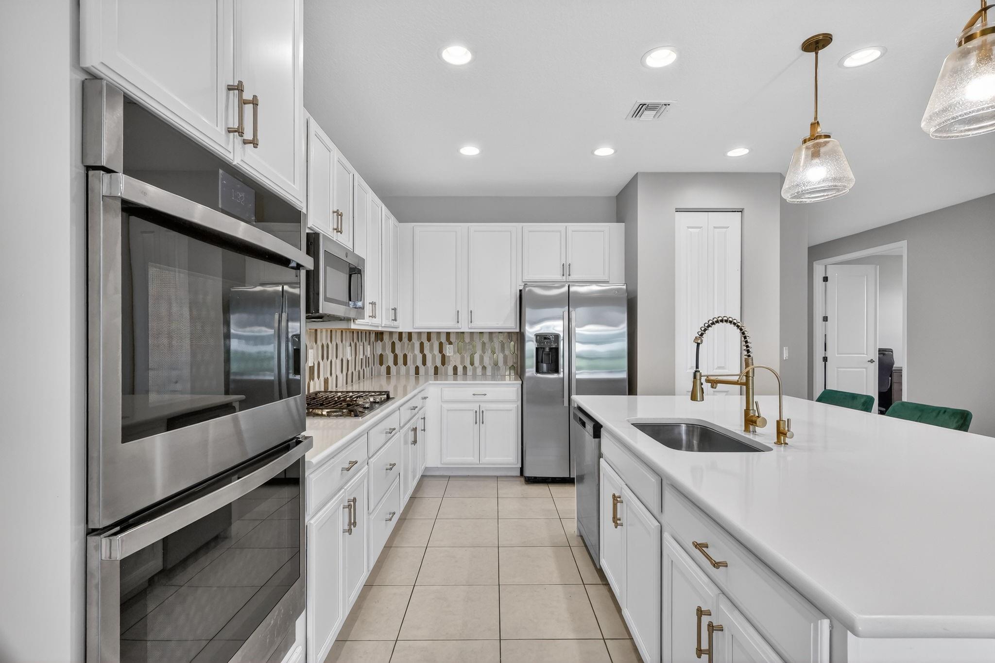 Valencia Grove - Residential