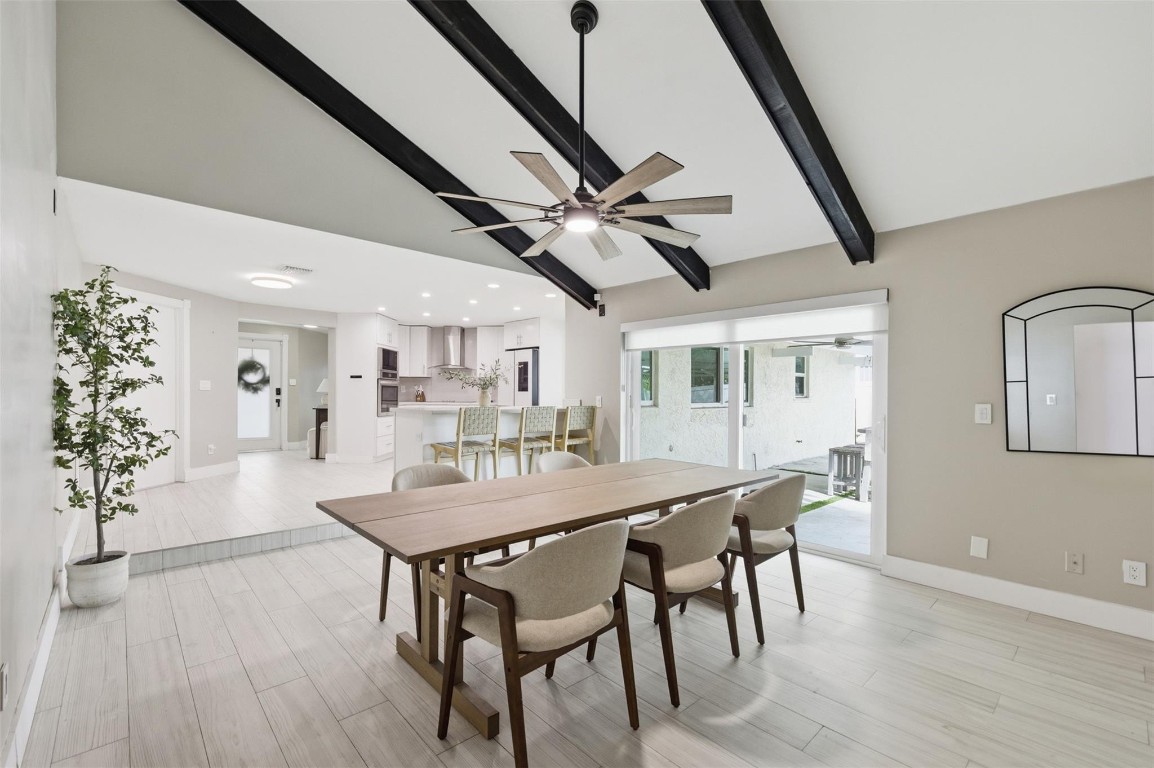 Rolling Hills Lake Estate - Residential