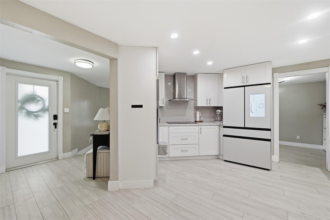 Rolling Hills Lake Estate - Residential