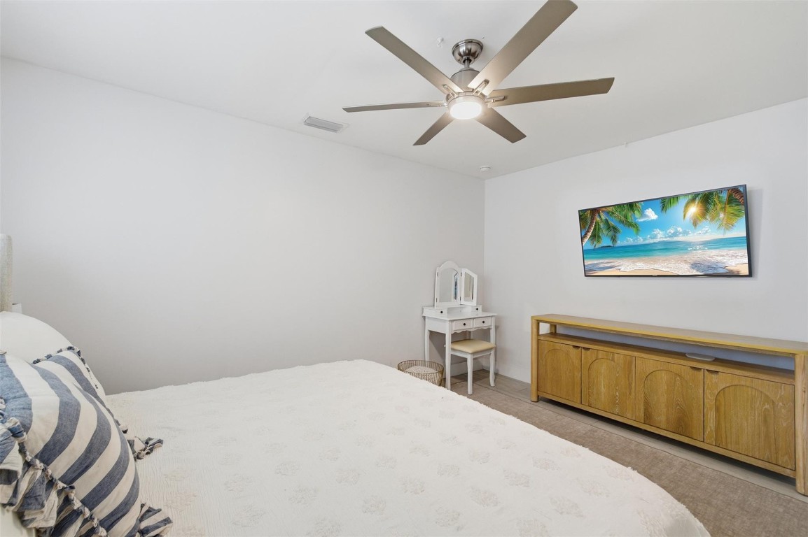 Rolling Hills Lake Estate - Residential