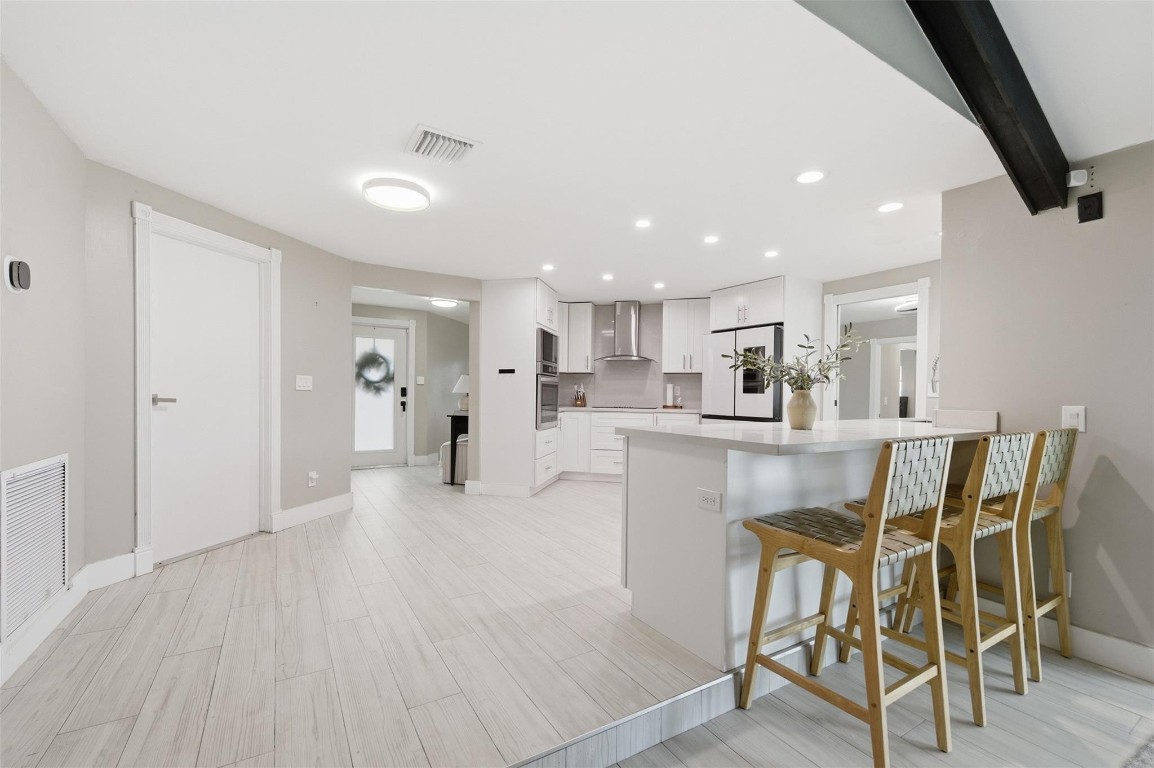 Rolling Hills Lake Estate - Residential