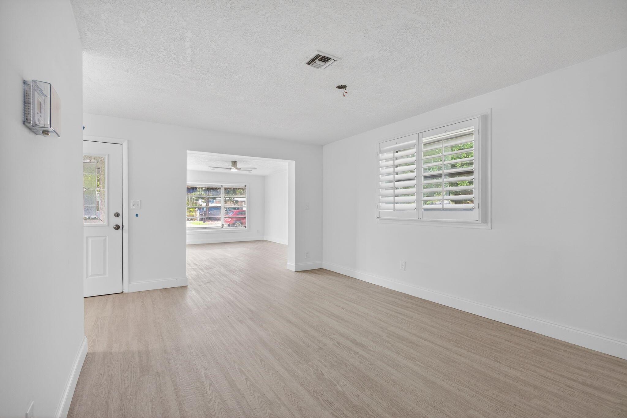 OCEAN WAY PARK - Residential