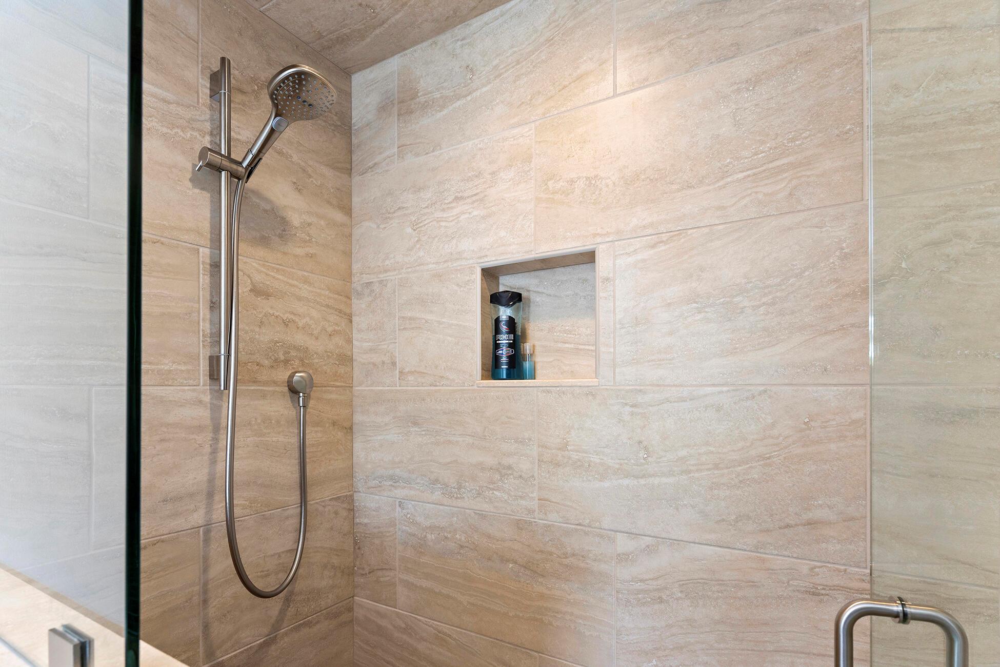 GOLDEN GATE - Residential