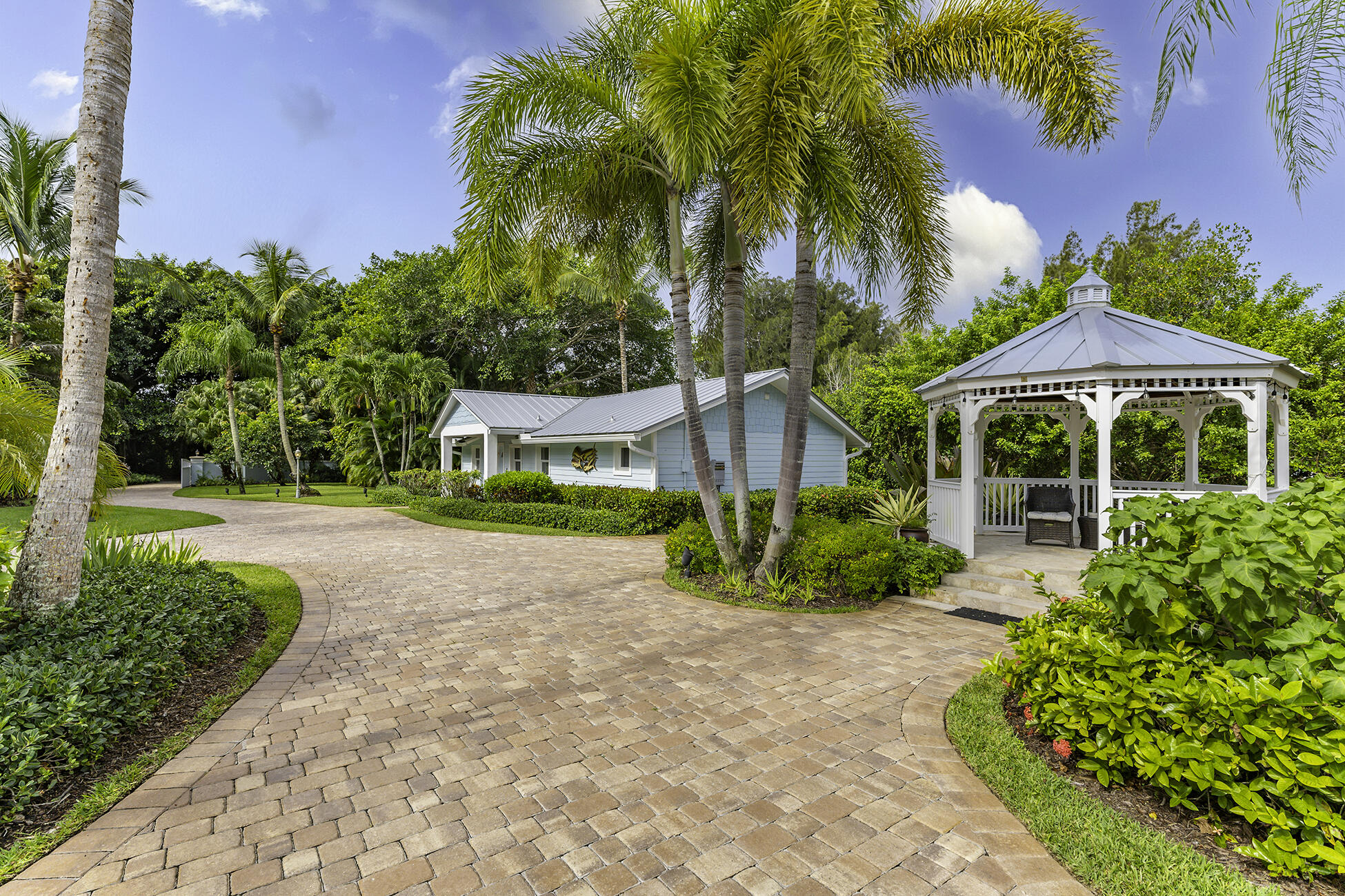 GOLDEN GATE - Residential