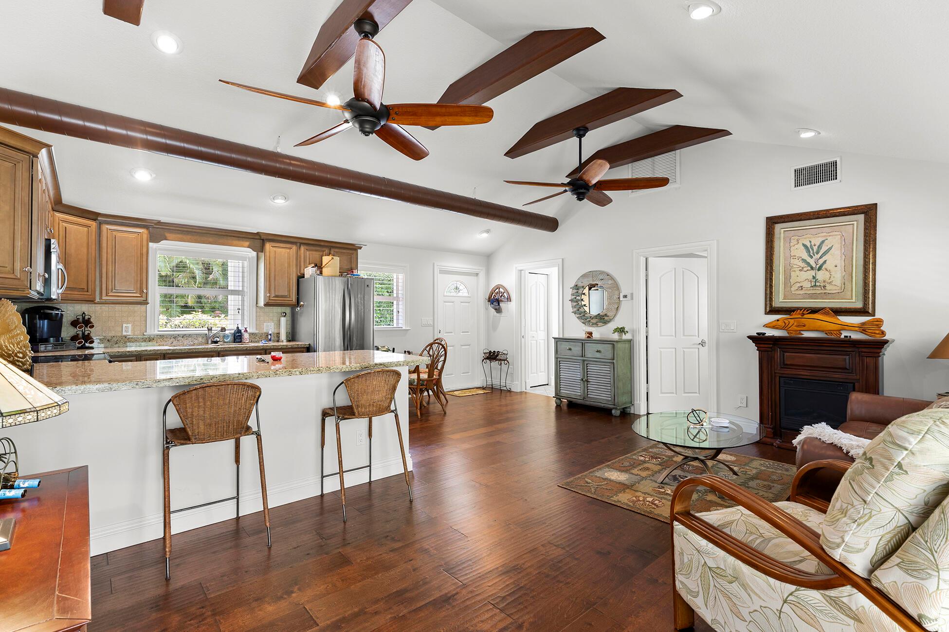 GOLDEN GATE - Residential