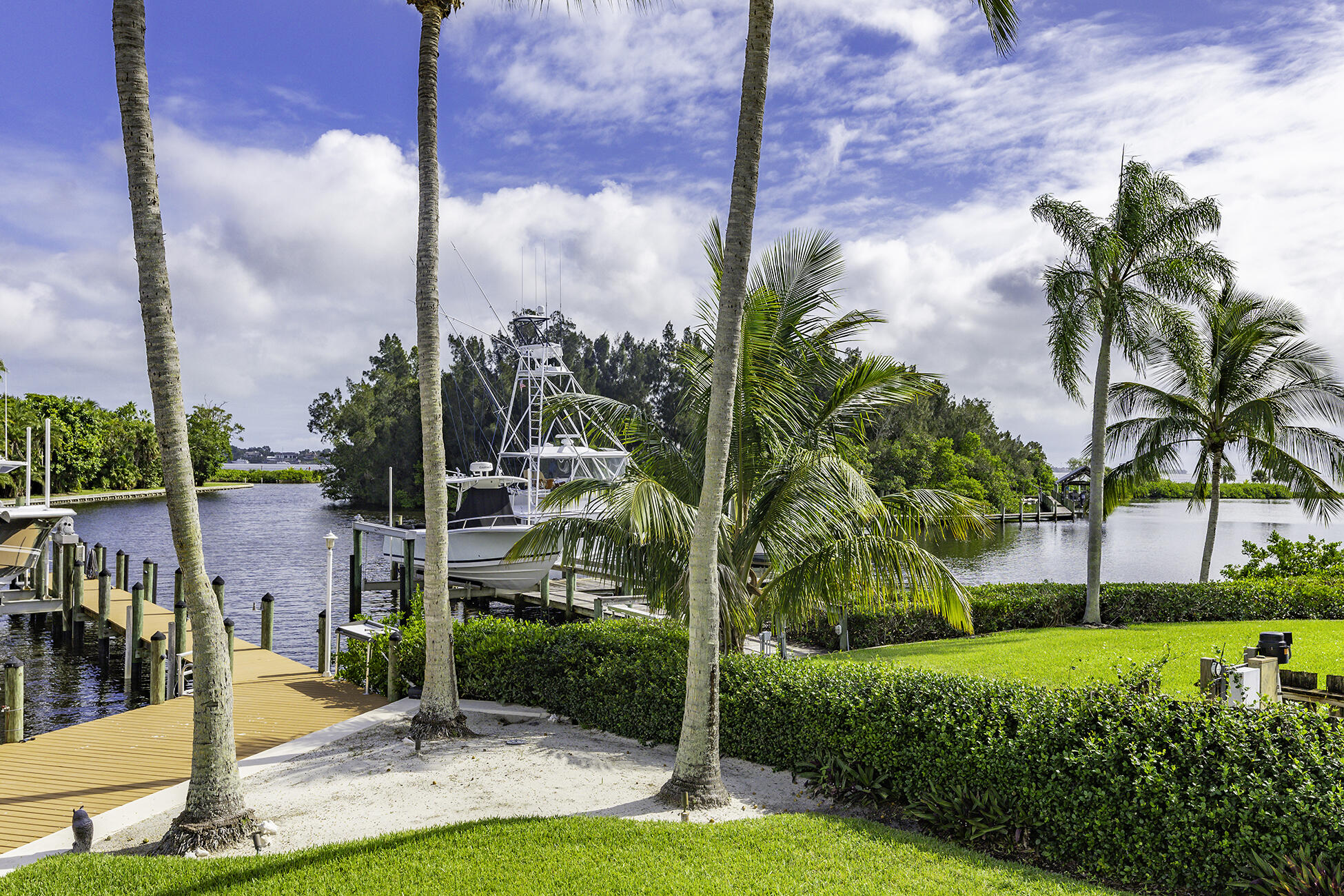 GOLDEN GATE - Residential
