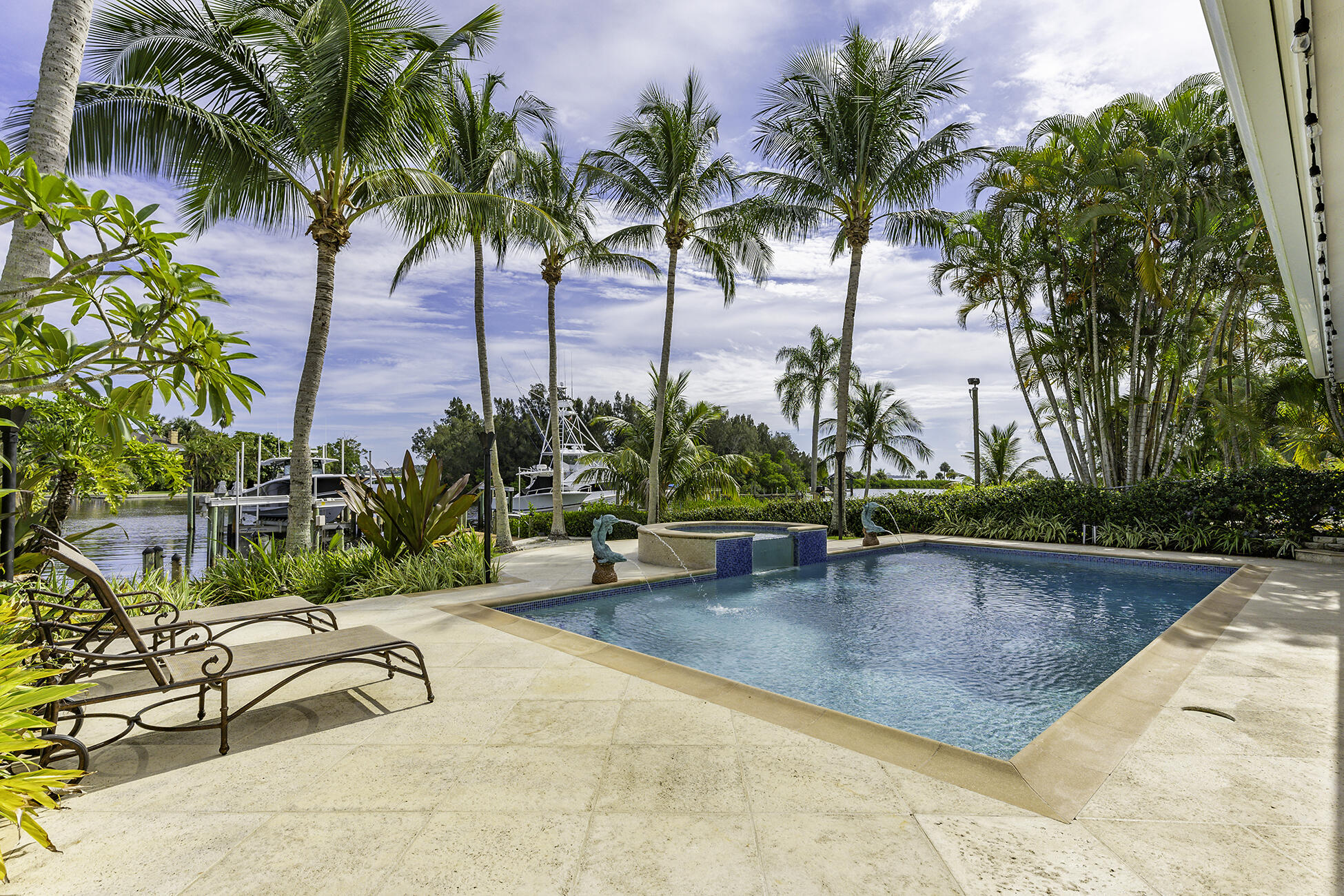 GOLDEN GATE - Residential