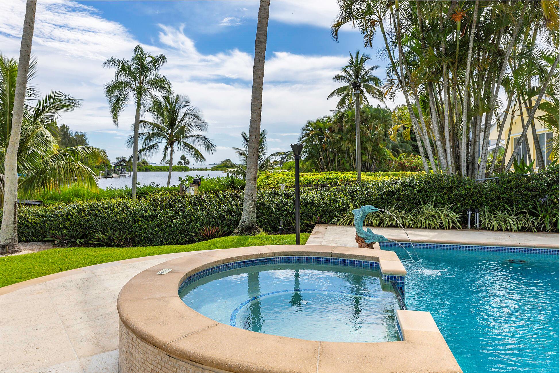 GOLDEN GATE - Residential