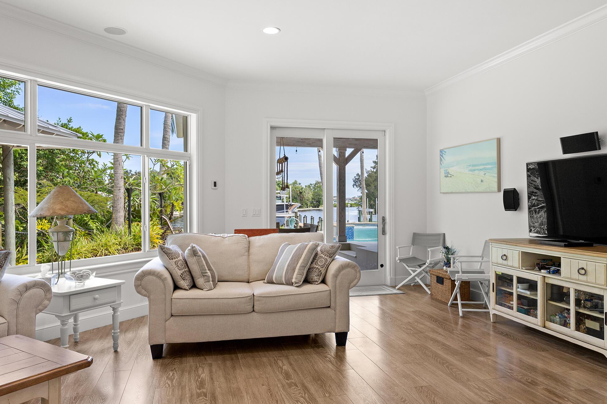 GOLDEN GATE - Residential