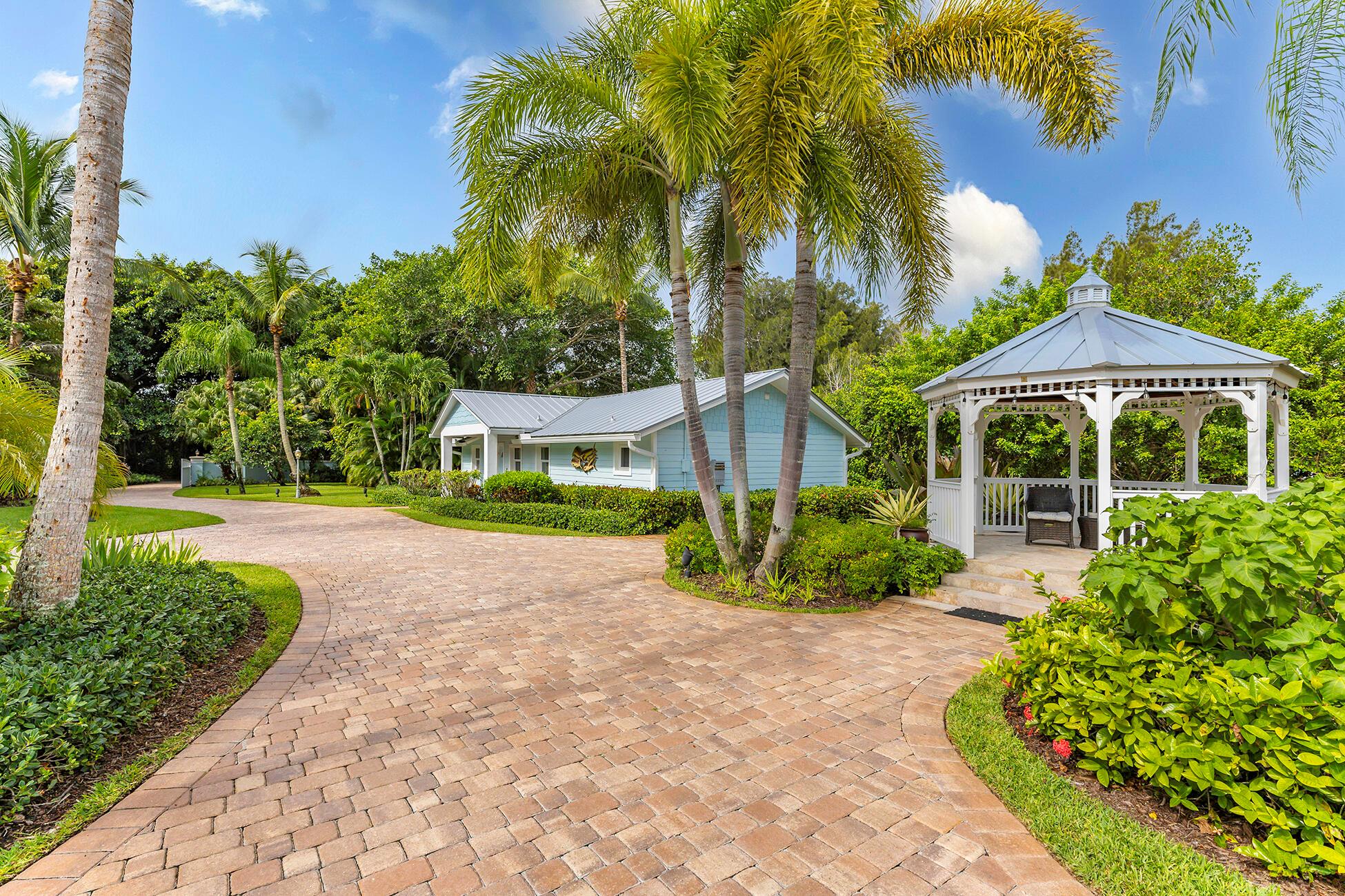 GOLDEN GATE - Residential