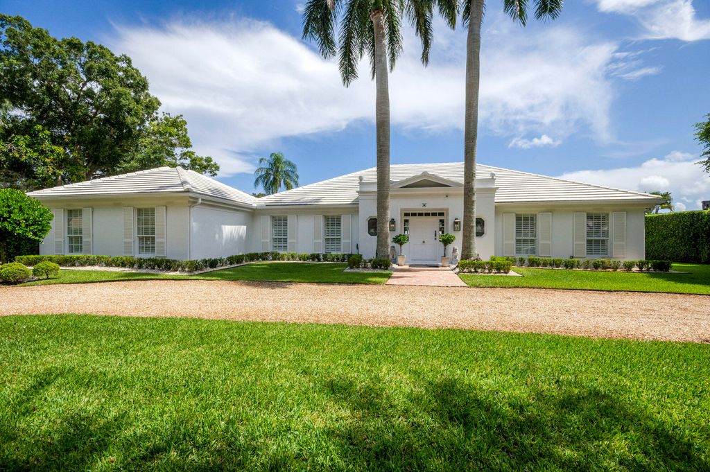 Photo of 10182 SE Acorn Way, Jupiter, FL 33469 (MLS # R10920969)