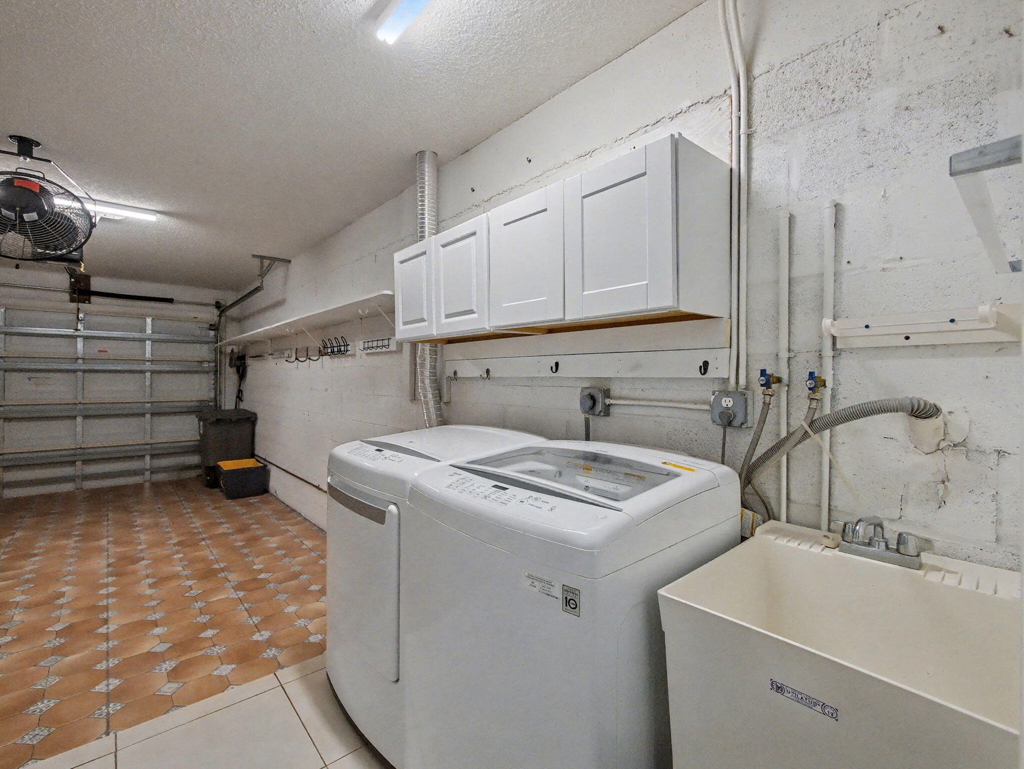 BENT TREE VILLAS WEST CONDO - Residential