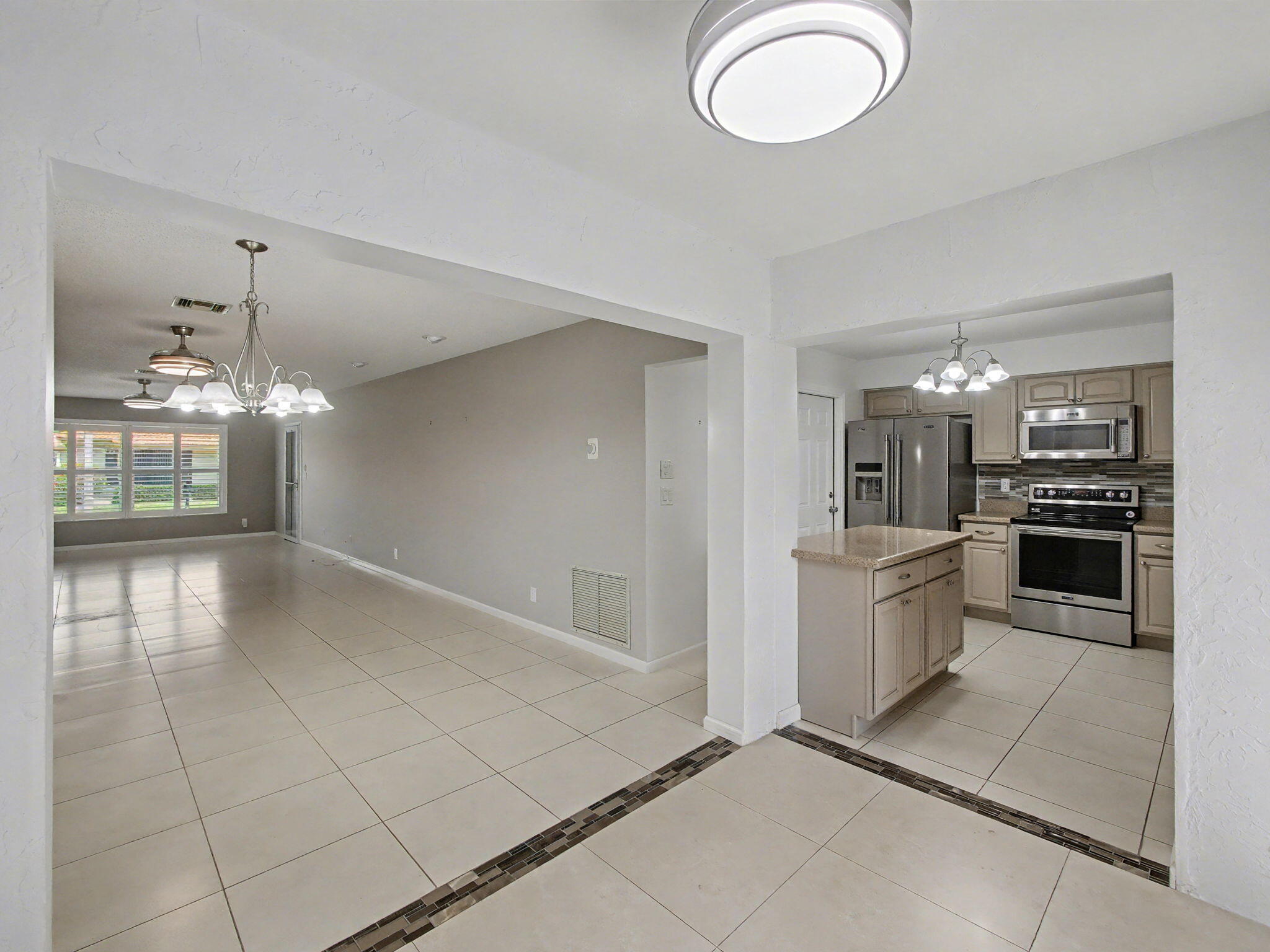 BENT TREE VILLAS WEST CONDO - Residential