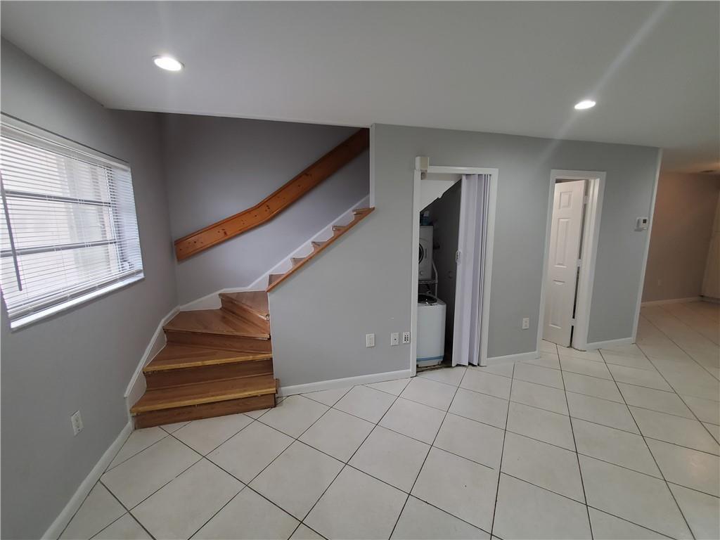 Coventry House 85-37 B - Residential Lease