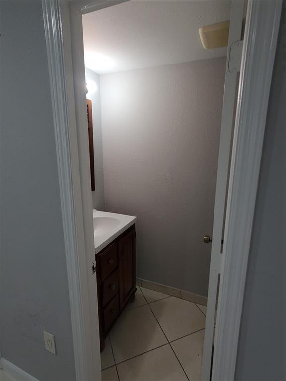 Coventry House 85-37 B - Residential Lease