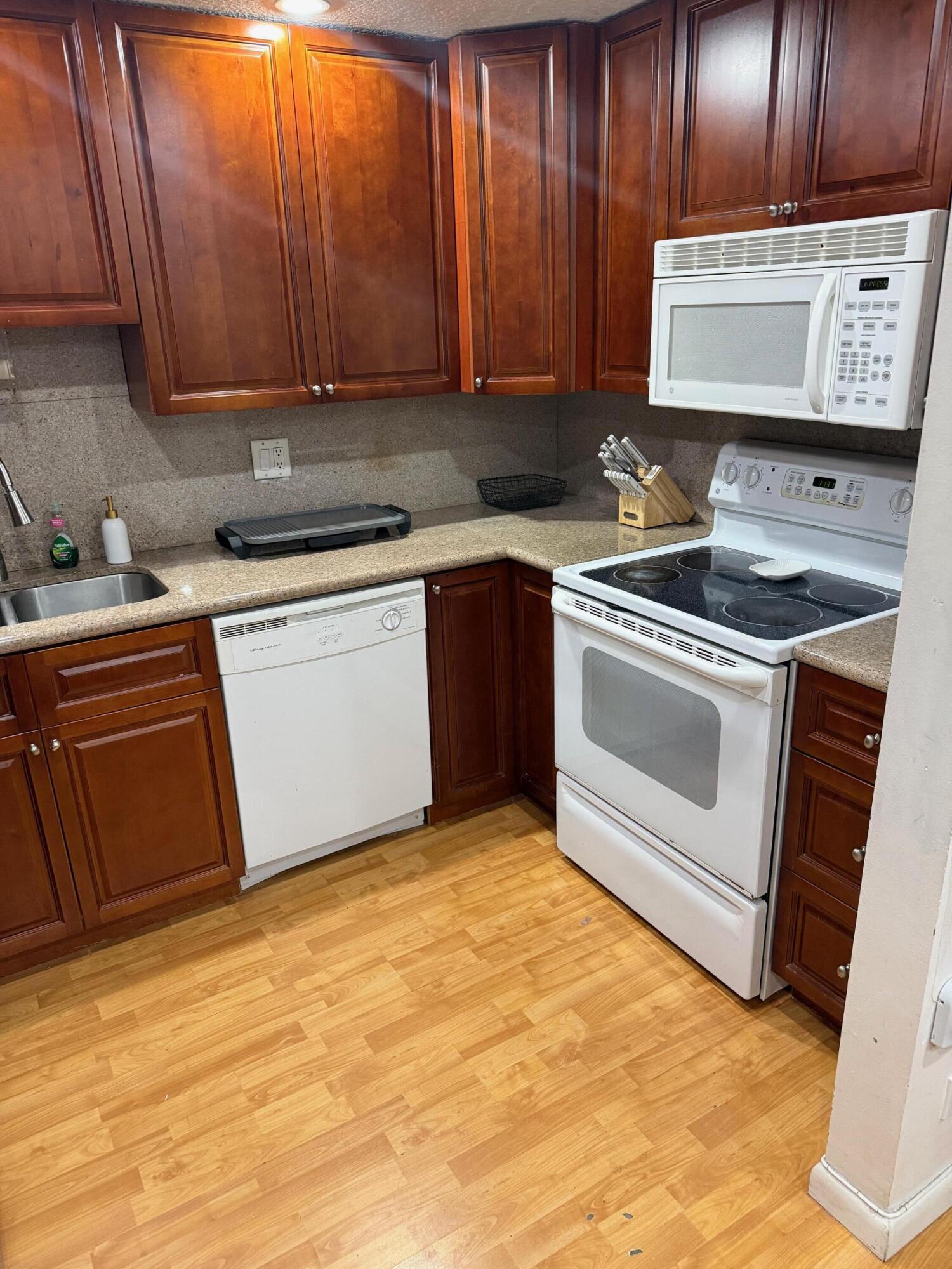 INTERNATIONAL VILLAGE AT - Residential Lease