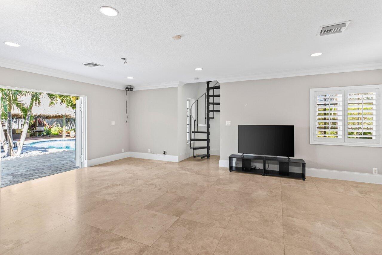 LAKEVIEW HGTS UNIT 1 DELR - Residential