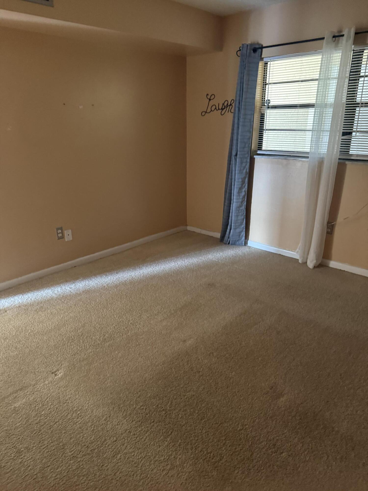 Island House Condo Ph 02 - Residential