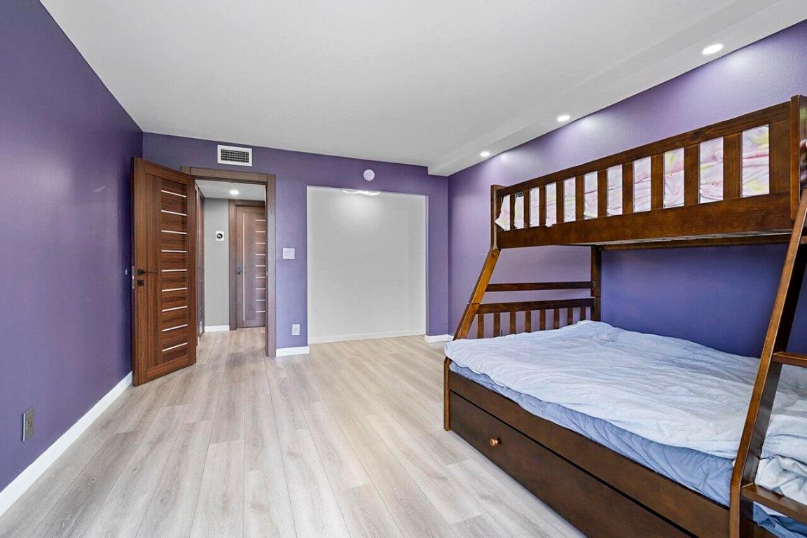 ARLEN HOUSE EAST CONDO - Residential