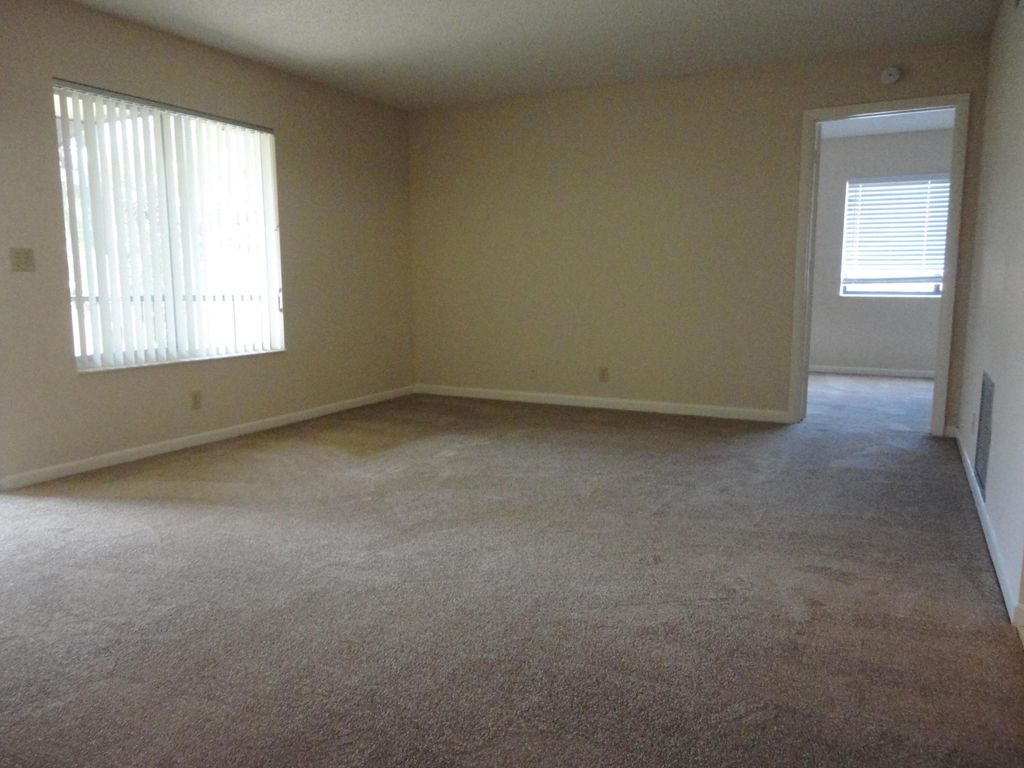 Photo of 425 Pine Glen Lane #C-2, Greenacres, FL 33463 (MLS # B26009626)