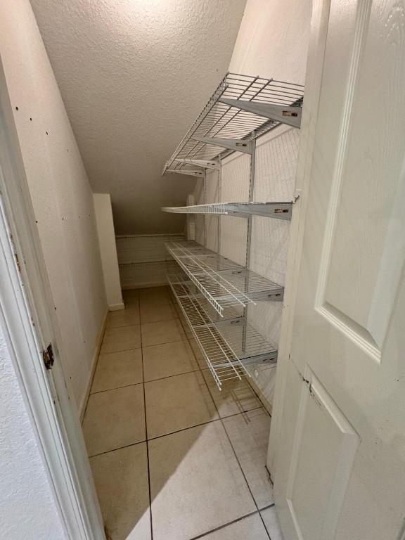 MARTINS CROSSING - Residential Lease