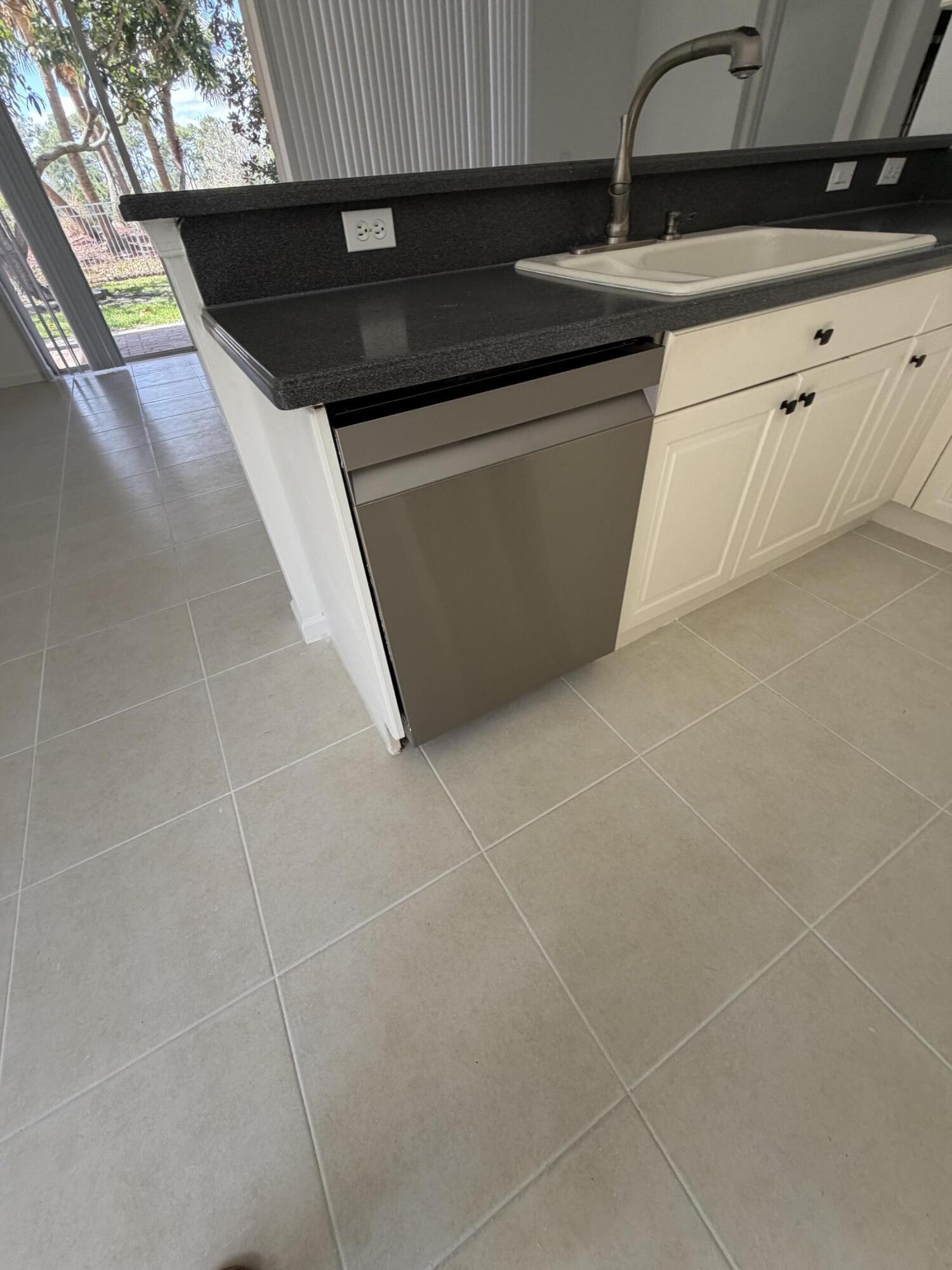 MARTINS CROSSING - Residential Lease