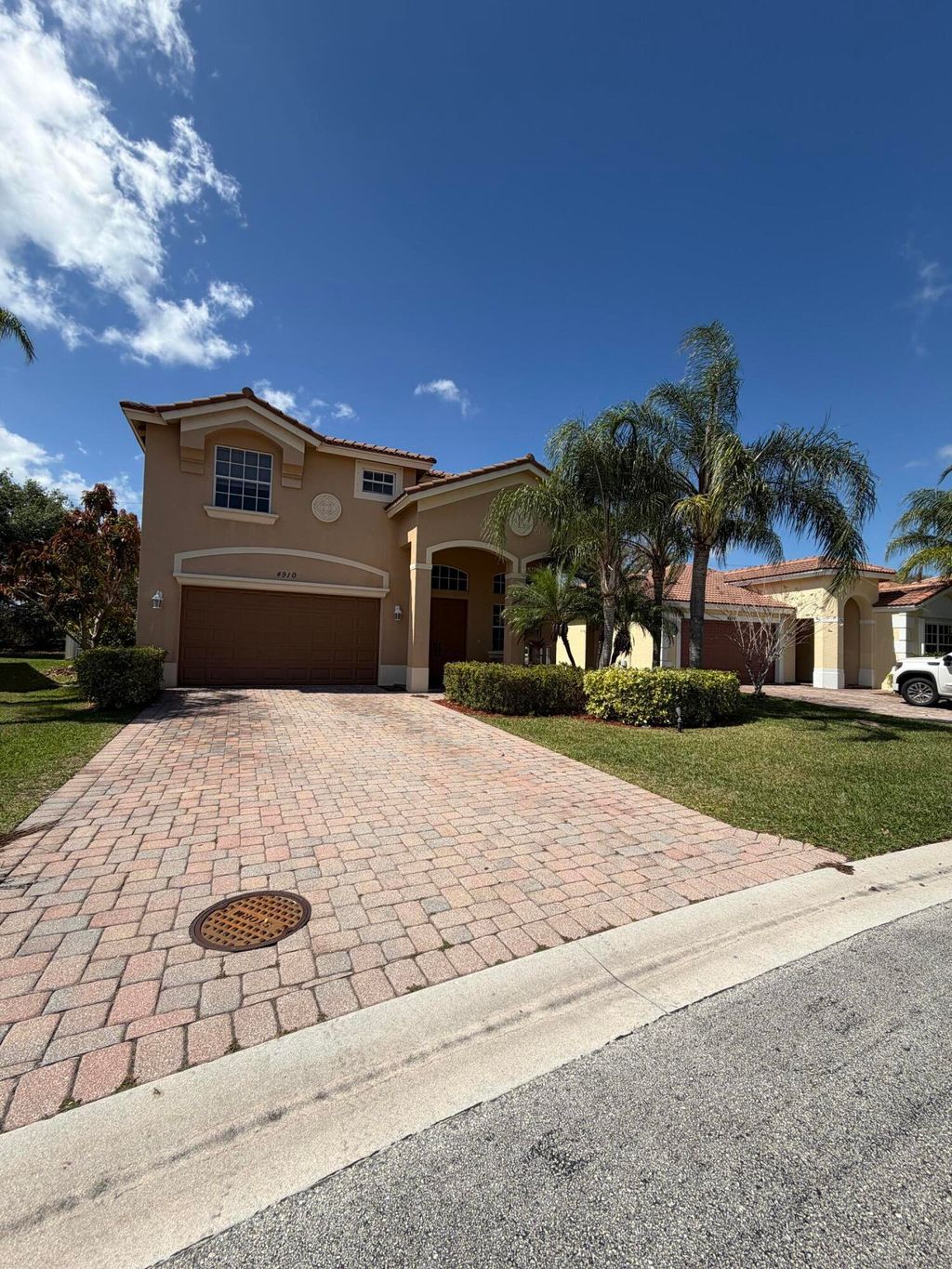 Photo of 4910 SE Askew Avenue, Stuart, FL 34997 (MLS # R11151663)