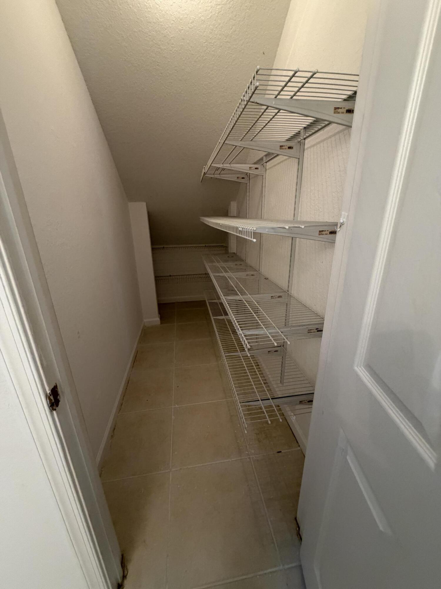 MARTINS CROSSING - Residential Lease