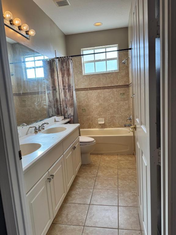 MARTINS CROSSING - Residential Lease