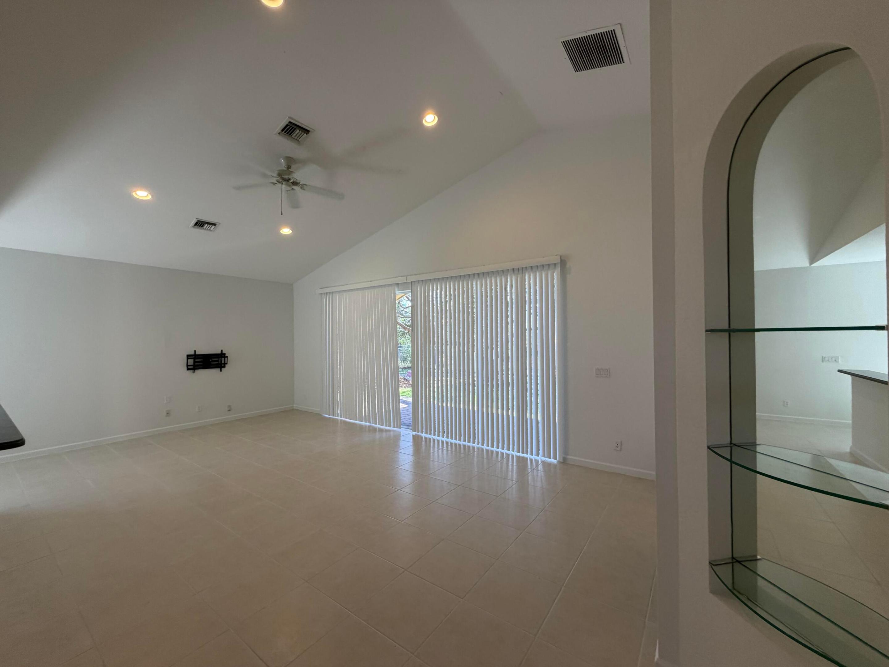 MARTINS CROSSING - Residential Lease