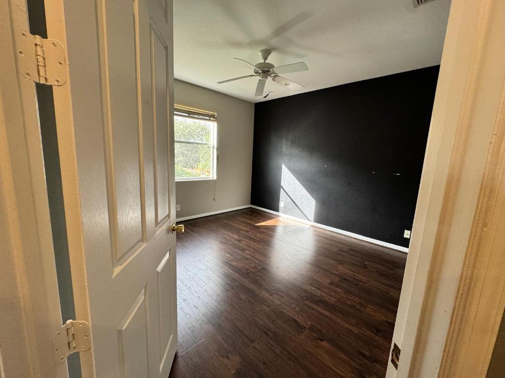 MARTINS CROSSING - Residential Lease