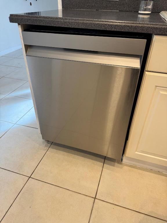 MARTINS CROSSING - Residential Lease