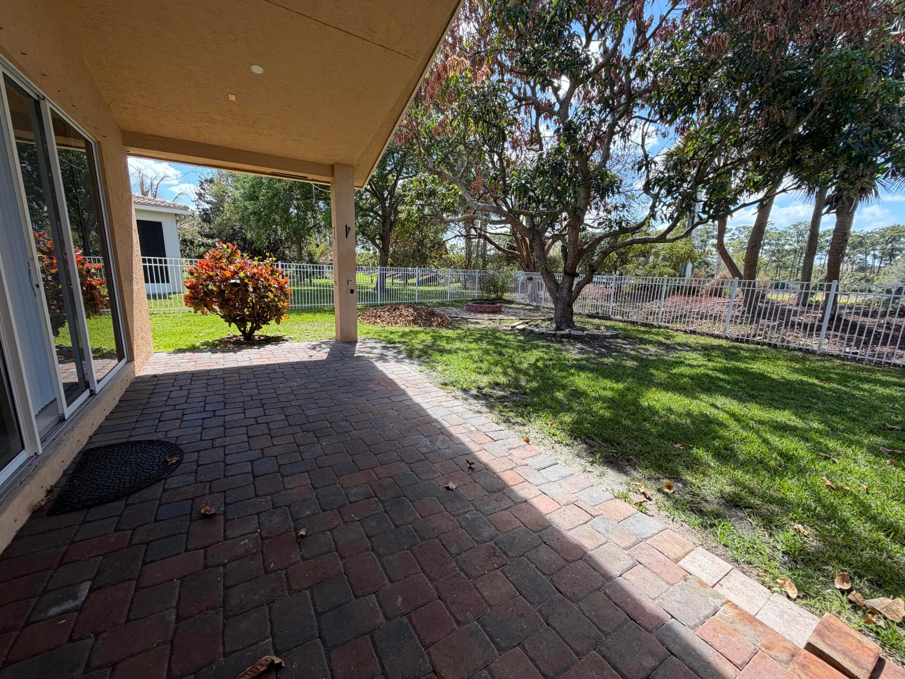 MARTINS CROSSING - Residential Lease