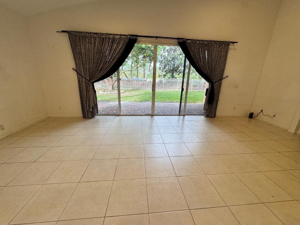 MARTINS CROSSING - Residential Lease