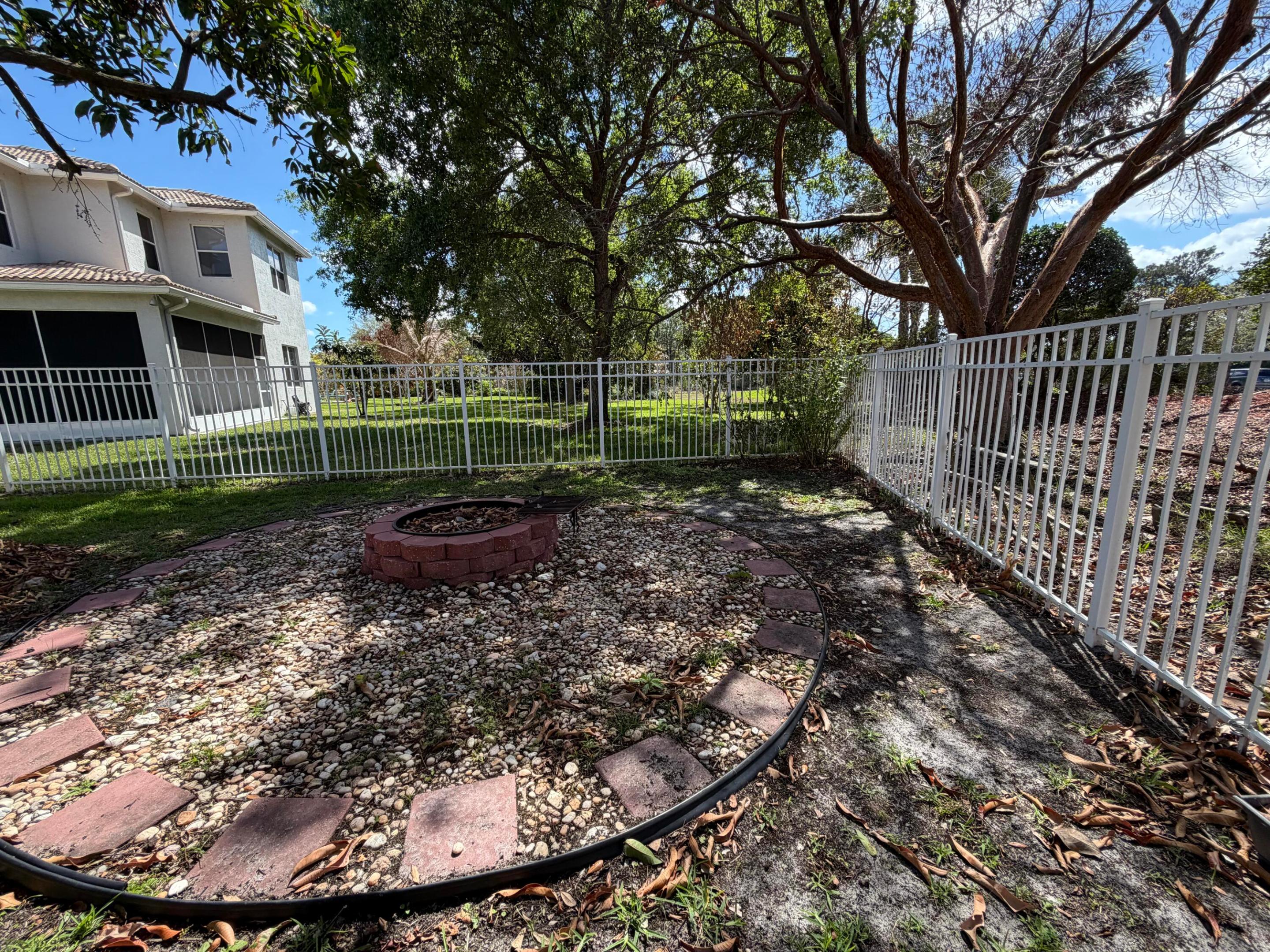 MARTINS CROSSING - Residential Lease